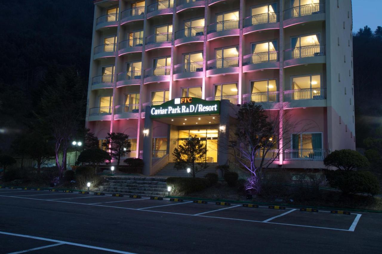 Cheongpyeong Family Hotel Капхён Экстерьер фото