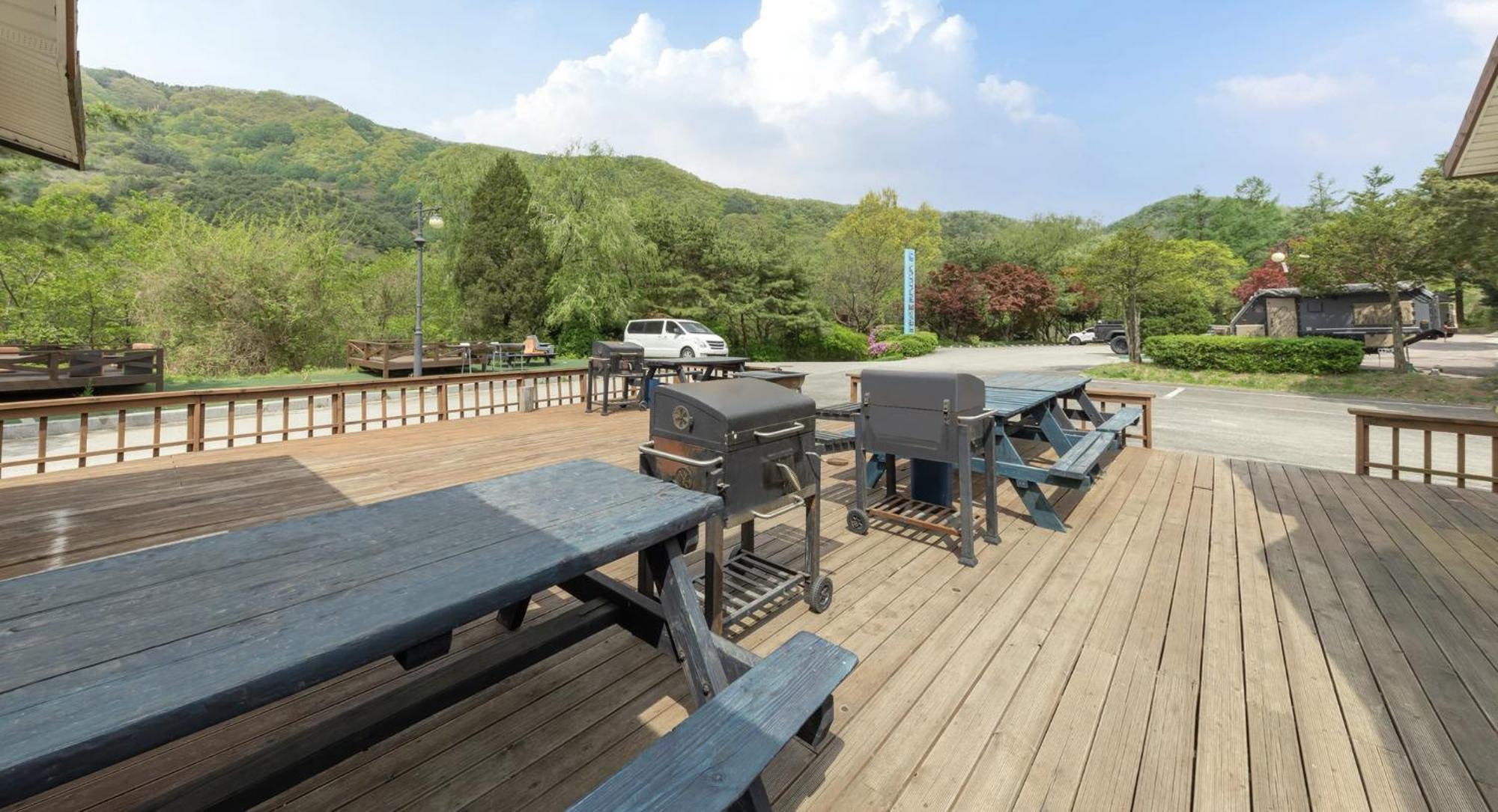 Cheongpyeong Family Hotel Капхён Экстерьер фото